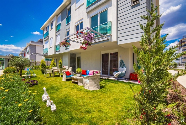 A 2+1 apartment in the Altynova - Antalya neighborhood 