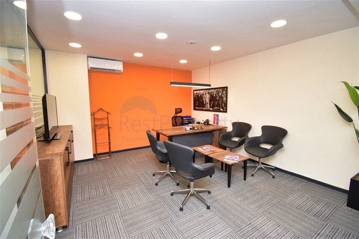 A commercial property in the Kepez - Antalya area is for sale 