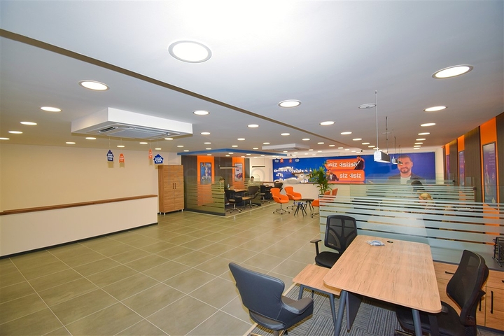 A commercial property in the Kepez - Antalya area is for sale 