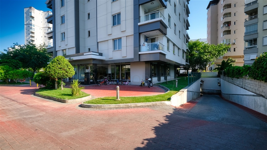 3+1 apartment in the Eshilbahce area of Antalya 