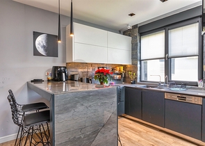 A 4+1 apartment in Ermenek Antalya neighborhood 