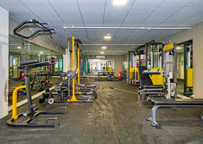 A 4+1 apartment in Ermenek Antalya neighborhood 