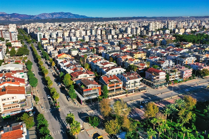 A 2+1 apartment in Altinkum - Antalya neighborhood 