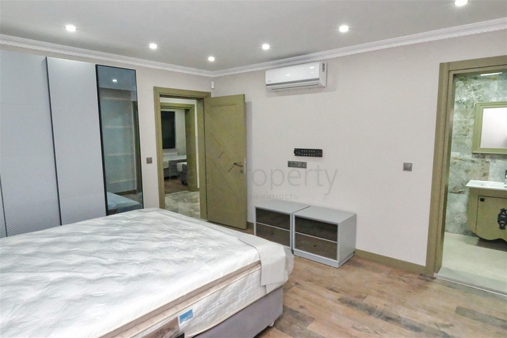 7+1 villa in Aydinlyk - Antalya neighborhood 