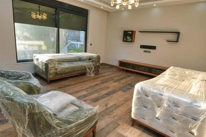 7+1 villa in Aydinlyk - Antalya neighborhood 