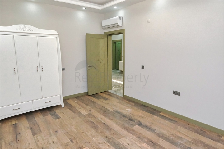 7+1 villa in Aydinlyk - Antalya neighborhood 