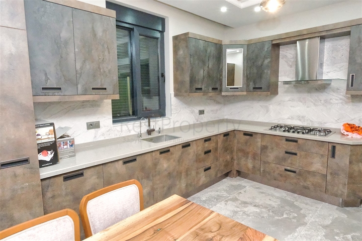 7+1 villa in Aydinlyk - Antalya neighborhood 