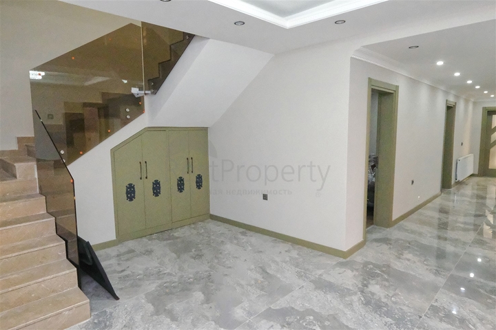 7+1 villa in Aydinlyk - Antalya neighborhood 