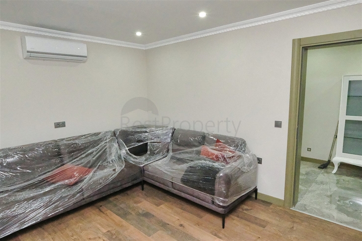 7+1 villa in Aydinlyk - Antalya neighborhood 