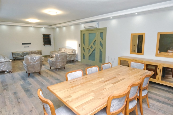 7+1 villa in Aydinlyk - Antalya neighborhood 