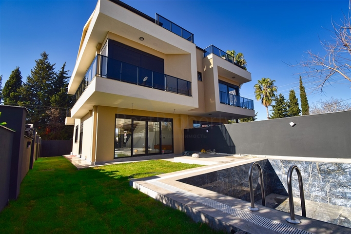 3+1 villa in Ermenek Antalya neighborhood 