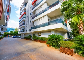 2+1 apartment in Antalya city center 