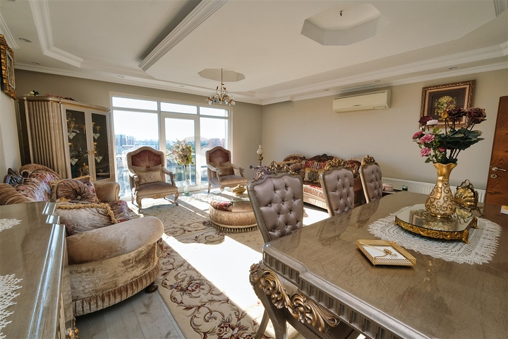 A 4+2 duplex apartment in the Siteler Antalya neighborhood 