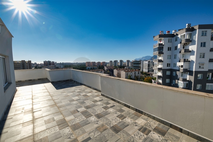 A 4+2 duplex apartment in the Siteler Antalya neighborhood 