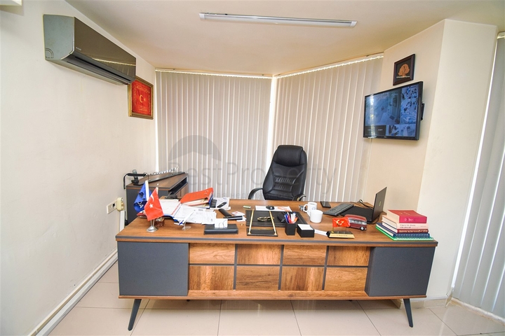 Commercial premises in Konyaalti - Antalya area are for sale. 