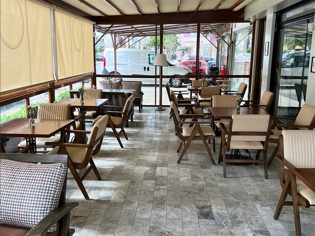 An existing business, a restaurant in the center of Antalya, is for sale 
