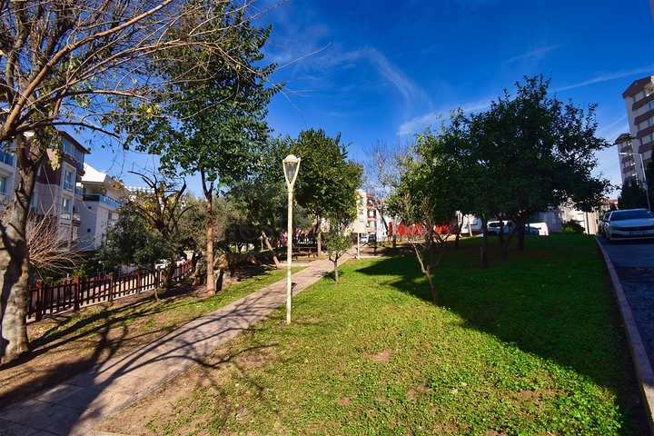 6+1 duplex apartment in the neighborhood of Pynarbashi - Antalya 