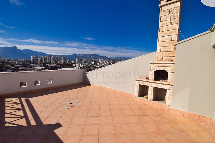 6+1 duplex apartment in the neighborhood of Pynarbashi - Antalya 