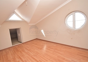 6+1 duplex apartment in the neighborhood of Pynarbashi - Antalya 