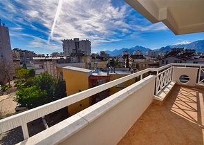 6+1 duplex apartment in the neighborhood of Pynarbashi - Antalya 