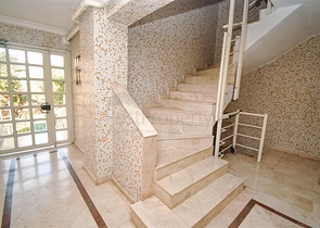 6+1 duplex apartment in the neighborhood of Pynarbashi - Antalya 