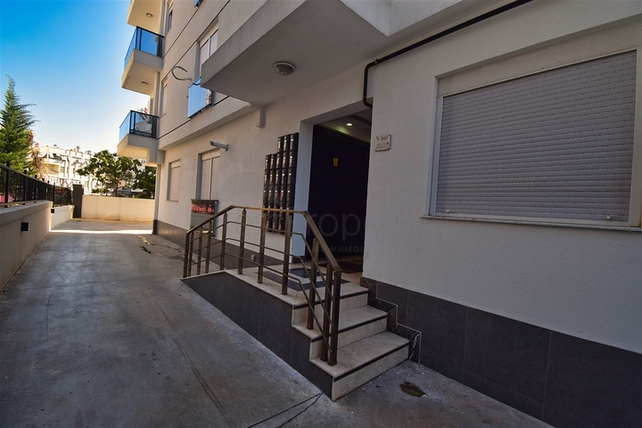 2+1 apartment in Antalya city center 