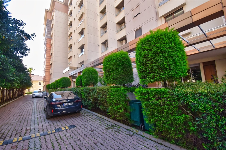 A 2+1 apartment in the Liman - Antalya neighborhood 