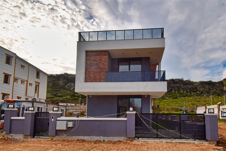 4+1 villa in Ermenek Antalya neighborhood 