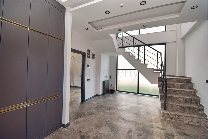 4+1 villa in Ermenek Antalya neighborhood 