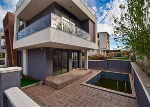 4+1 villa in Ermenek Antalya neighborhood 