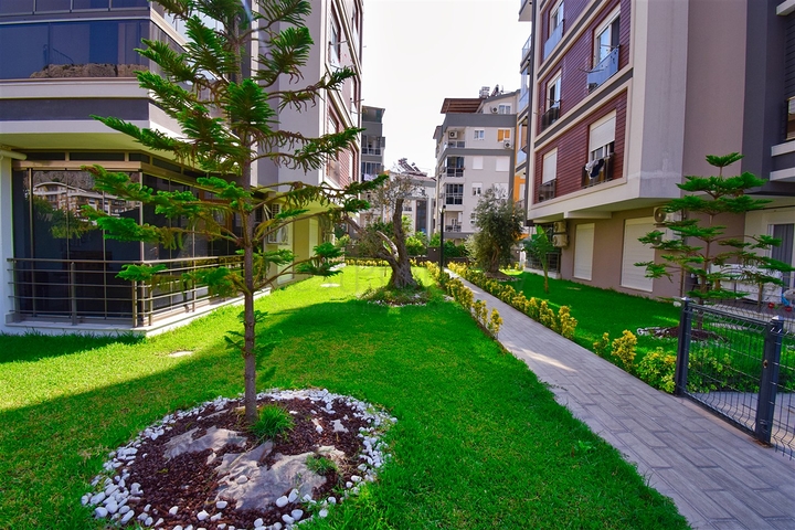 1+1 apartment in the Persimmon - Antalya neighborhood 
