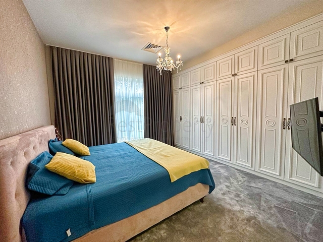 5+1 villa in Doshemealti - Antalya area 