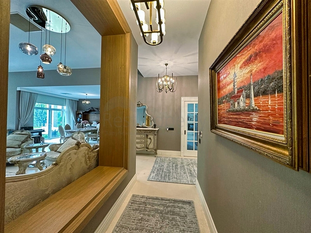 5+1 villa in Doshemealti - Antalya area 