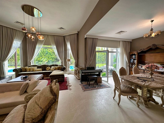 5+1 villa in Doshemealti - Antalya area 