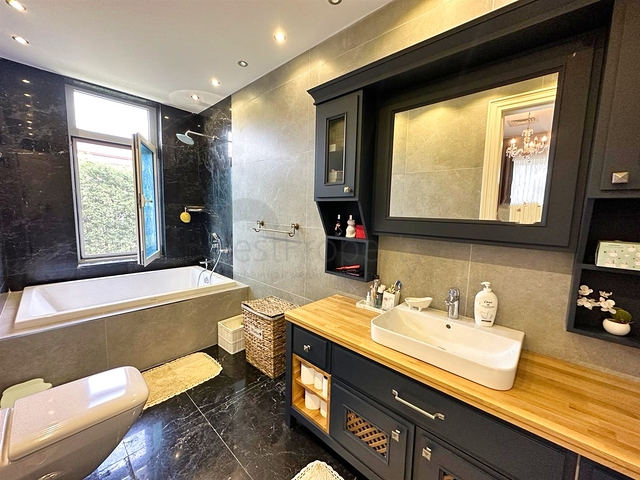 5+1 villa in Doshemealti - Antalya area 