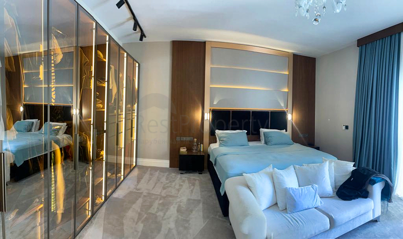 5+1 villa in Doshemealti - Antalya area 