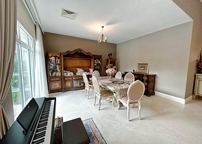 5+1 villa in Doshemealti - Antalya area 