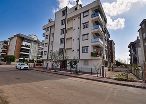 A 2+1 apartment in the Gebizli -Antalya neighborhood 