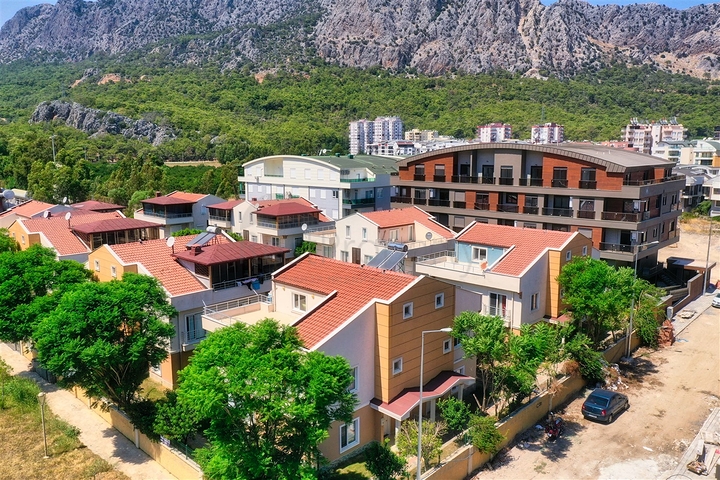 5+1 villa in Sarysu - Antalya neighborhood 