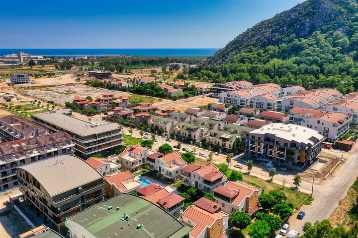 5+1 villa in Sarysu - Antalya neighborhood 