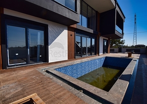 7+1 villa in Doshemealti - Antalya area 