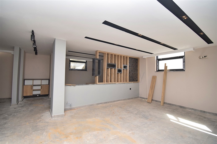 5+1 villa in Doshemealti - Antalya area 