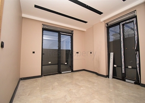 5+1 villa in Doshemealti - Antalya area 