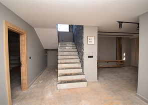 5+1 villa in Doshemealti - Antalya area 