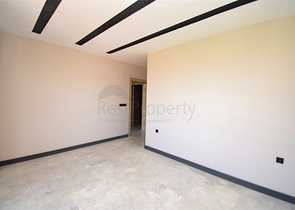 5+1 villa in Doshemealti - Antalya area 