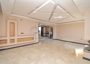 5+1 villa in Doshemealti - Antalya area 