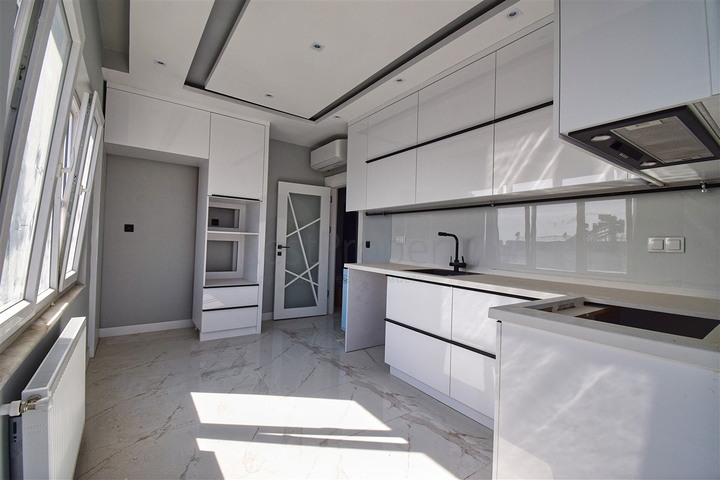 3+1 apartment in Altinkum - Antalya neighborhood 