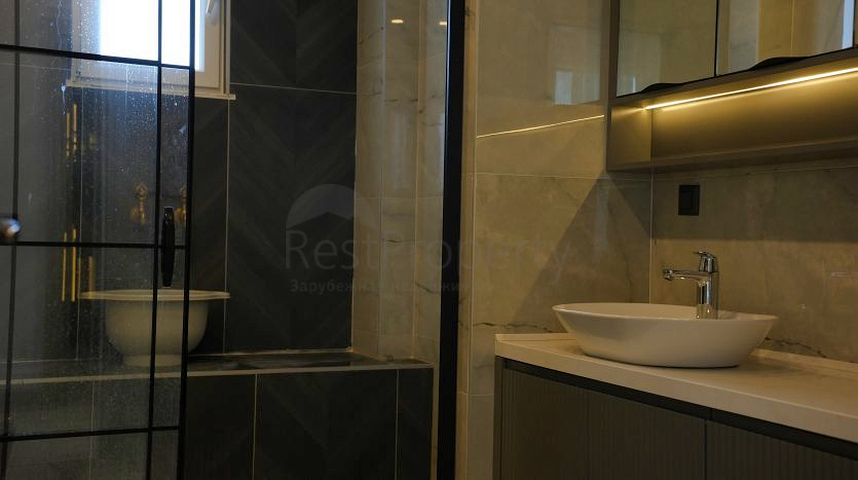 5+1 villa in Doshemealti - Antalya area 