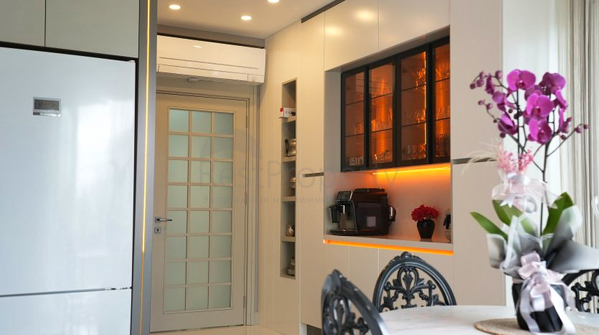 5+1 villa in Doshemealti - Antalya area 