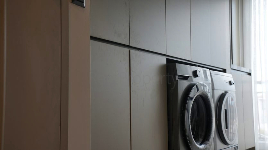 5+1 villa in Doshemealti - Antalya area 